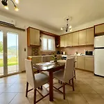 Apartamento Serenity Spilia Garden Floor