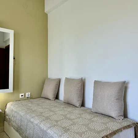 Serenity Spilia Garden Floor Lejlighed *